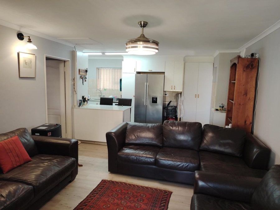 To Let 2 Bedroom Property for Rent in Protea Heights Western Cape